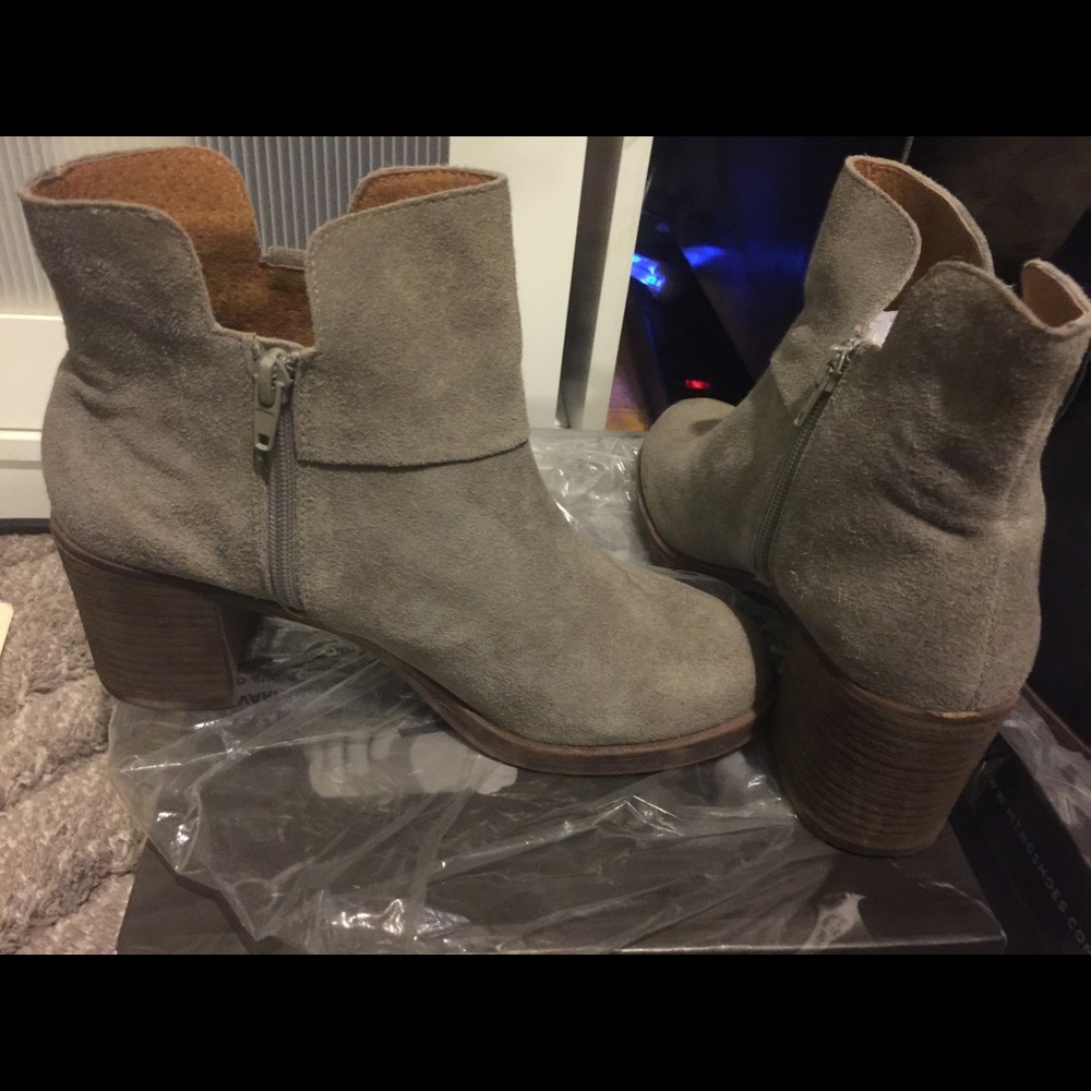 Beige Booties - Picture 7 of 7